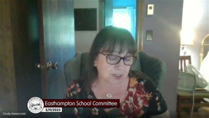 Easthampton School Committee chairwoman Nancy Sykes running for mayor