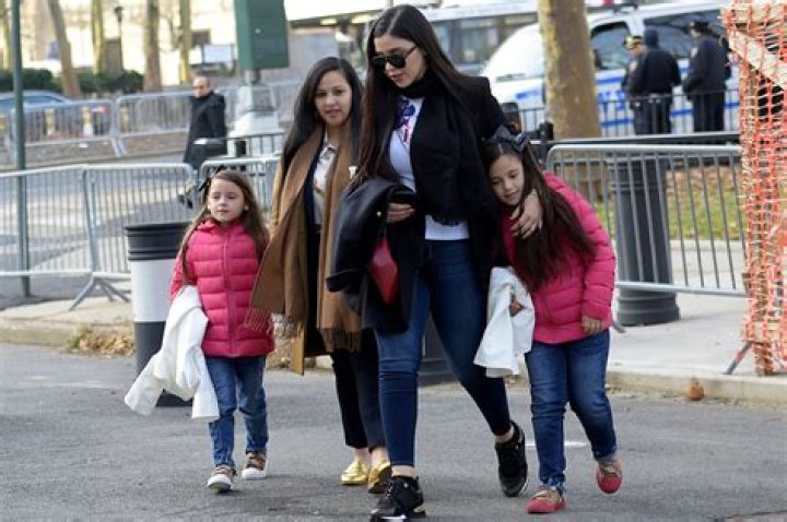 El Chapo and first wife are still legally married, book reveals