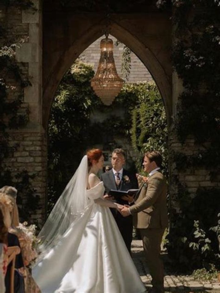 Eleanor and Will! ️ in 2022 Eleanor tomlinson, Ross tomlinson