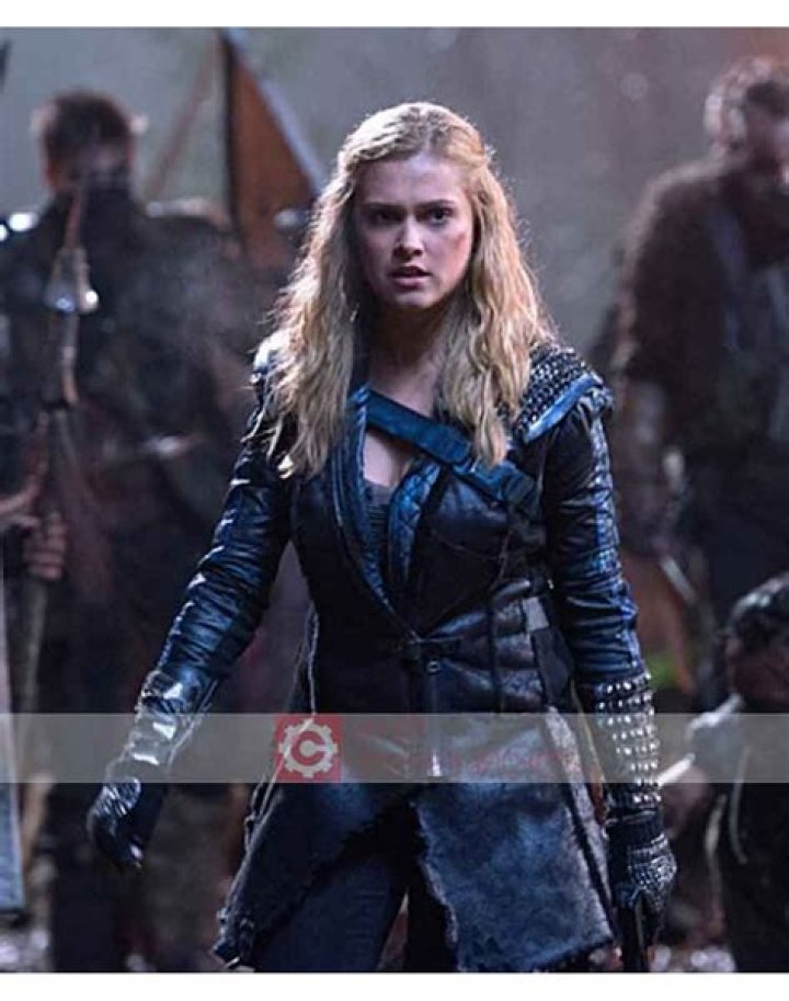 Eliza Taylor Eliza Taylor, Clarke And Lexa, Fact Families, Height And