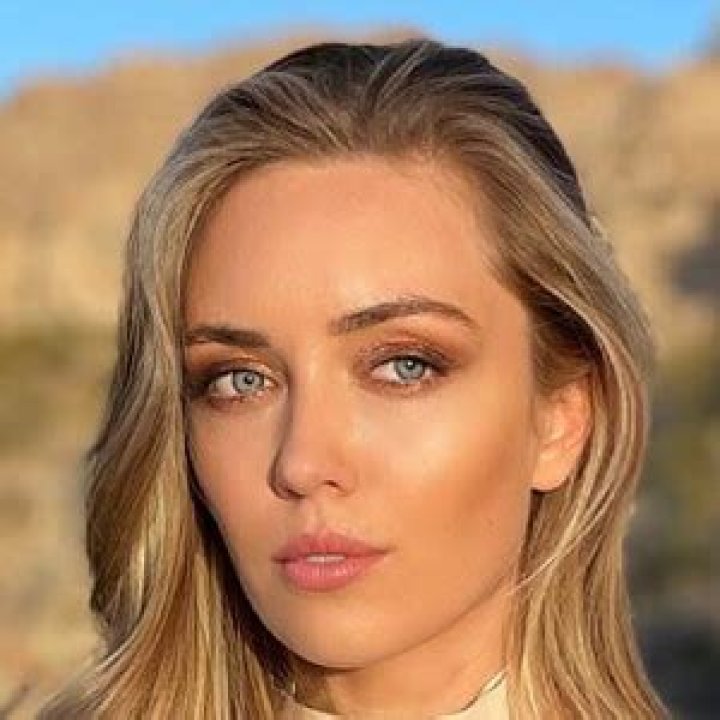 Ella Cannon