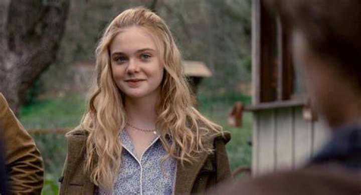 Elle Fanning Movies 10 Best Films You Must See The Cinemaholic