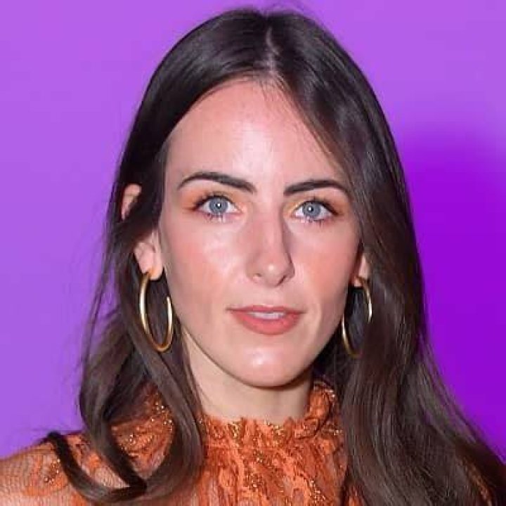 Emily Schneider Bio, Age, Net Worth, Height, Married, Nationality