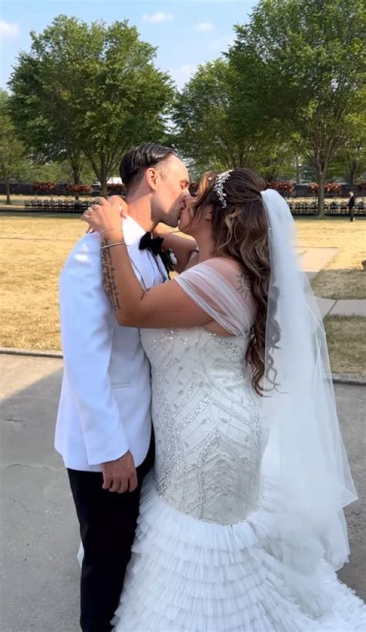 Eminem walked daughter Alaina Scott down aisle at her wedding