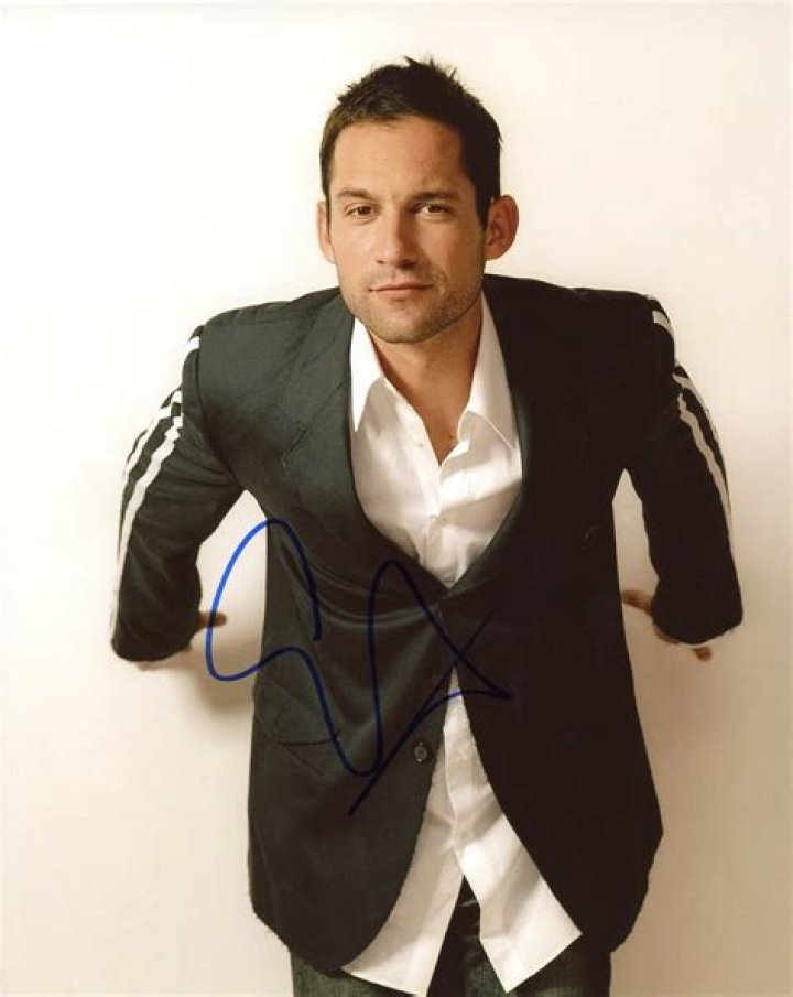 Enrique Murciano Biography Facts, Childhood, Family Life of Actor