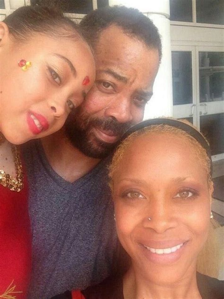 Erykah Badu with Rapper DOC and their daughter Puma born 2004. Erykah