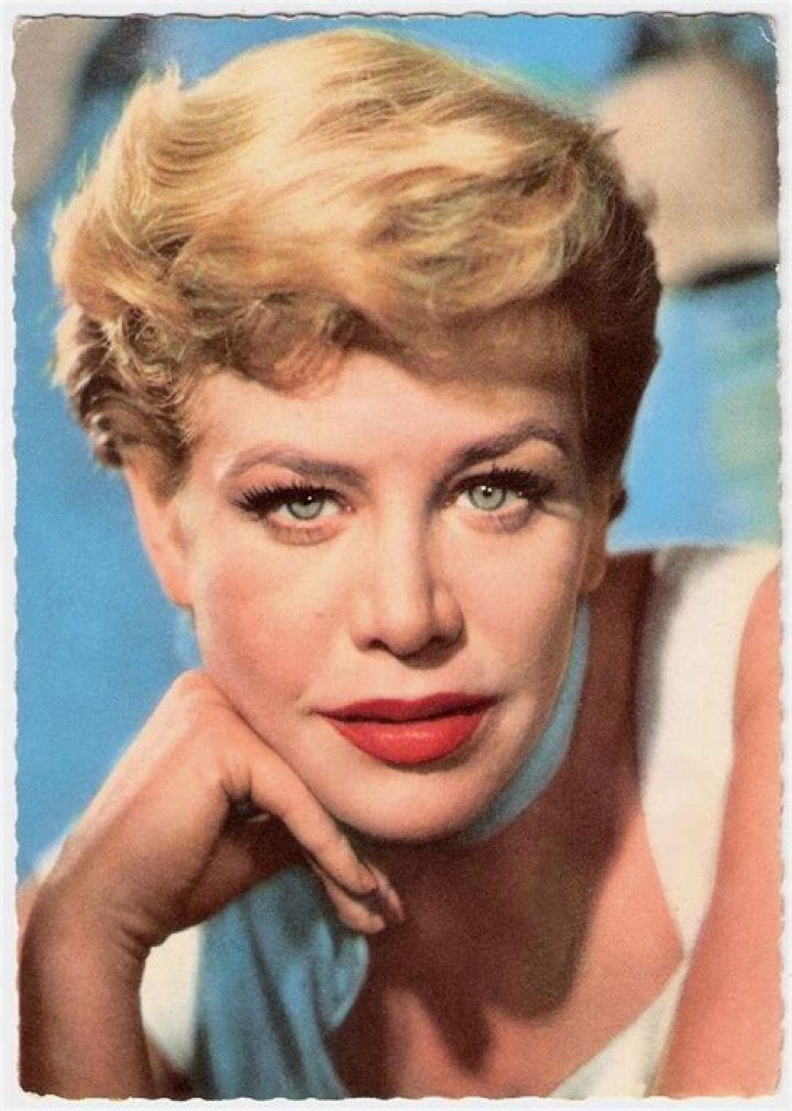 European Film Star Postcards Wilma