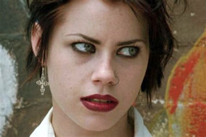 Fairuza Balk How She Survived Returning To Oz