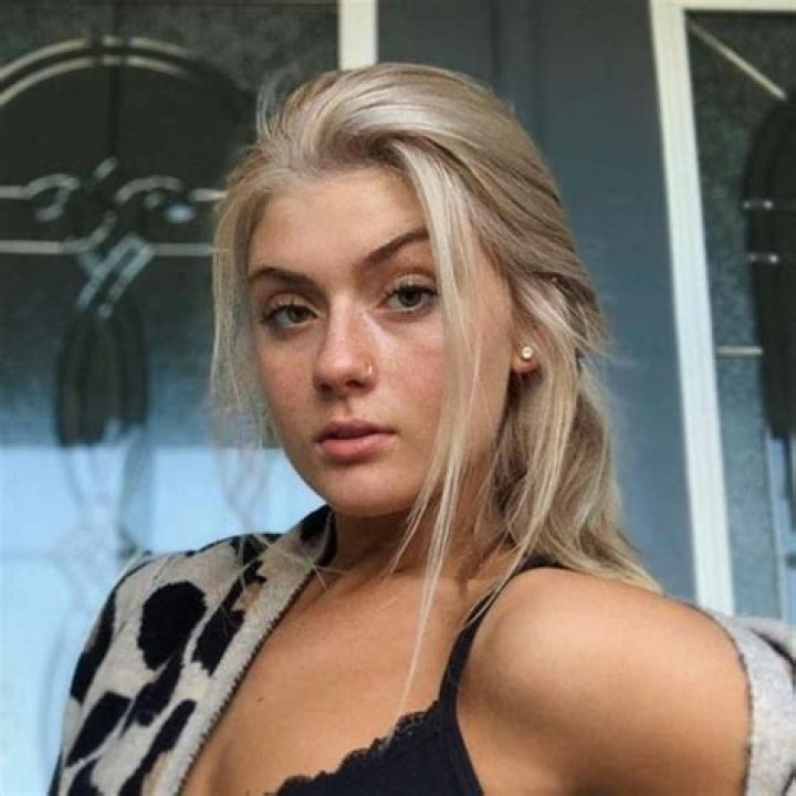 Faith Ordway Age, Net Worth, Boyfriend, Family, Height and Biography