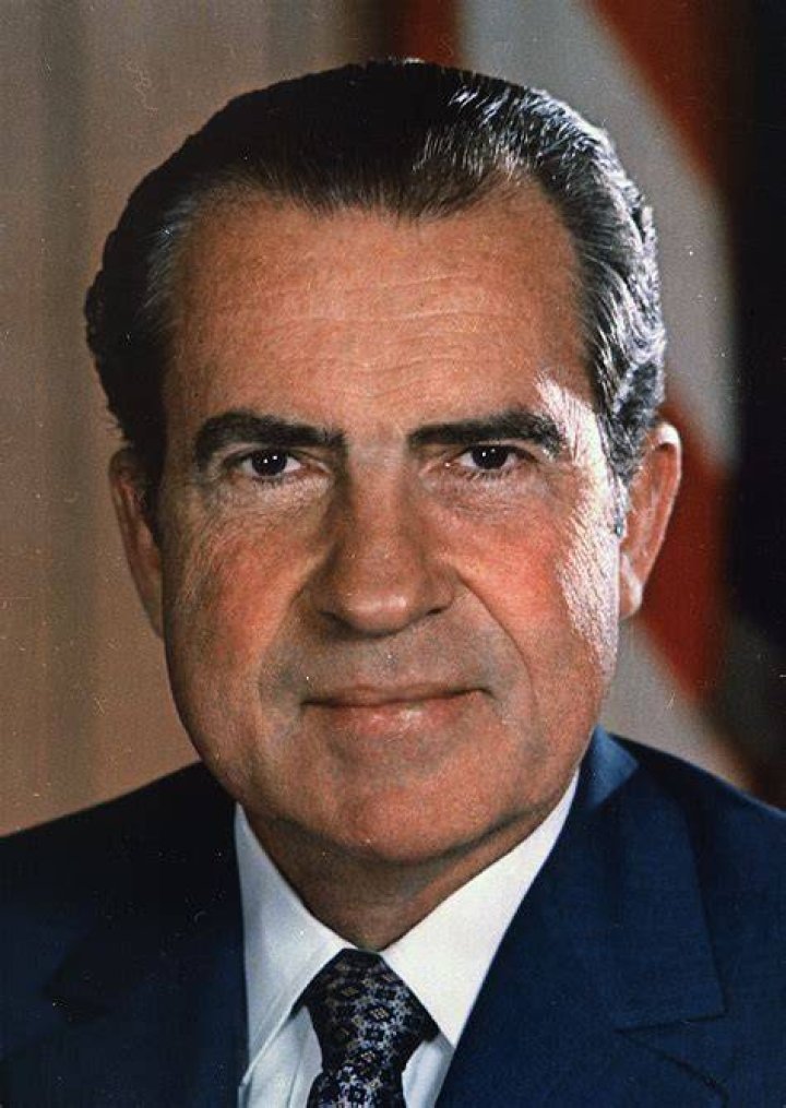 FileRichard M. Nixon, ca. 1935 1982 NARA 530679.jpg