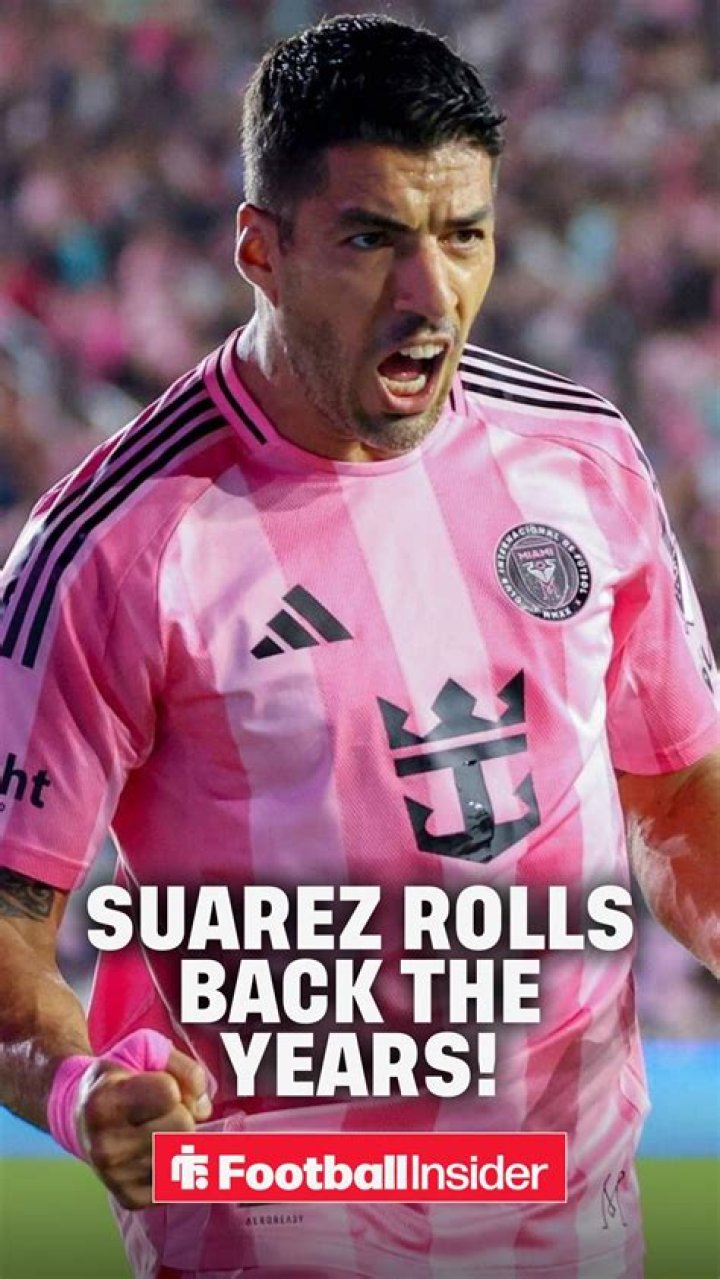 Footage emerges of Luis Suarez yelling "your mother's c***, you clown