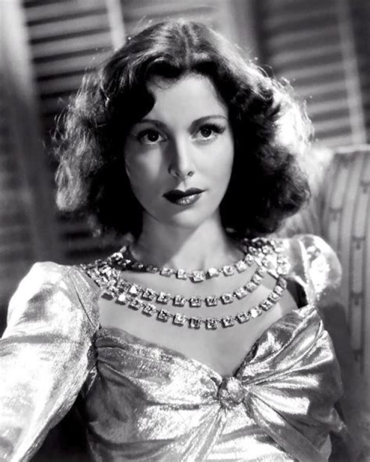 Frances Dee
