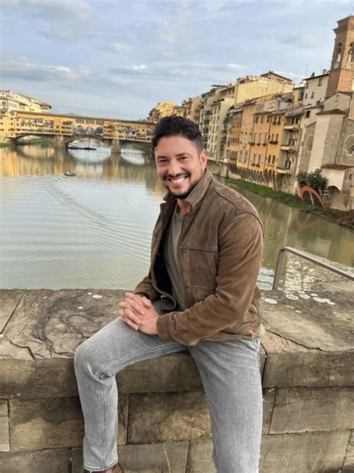 Get to know Gabriele Bertaccini Net worth to love life of Say I Do star!