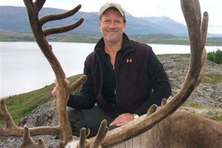 Girlfriend of dentist who killed his wife on African safari sentenced