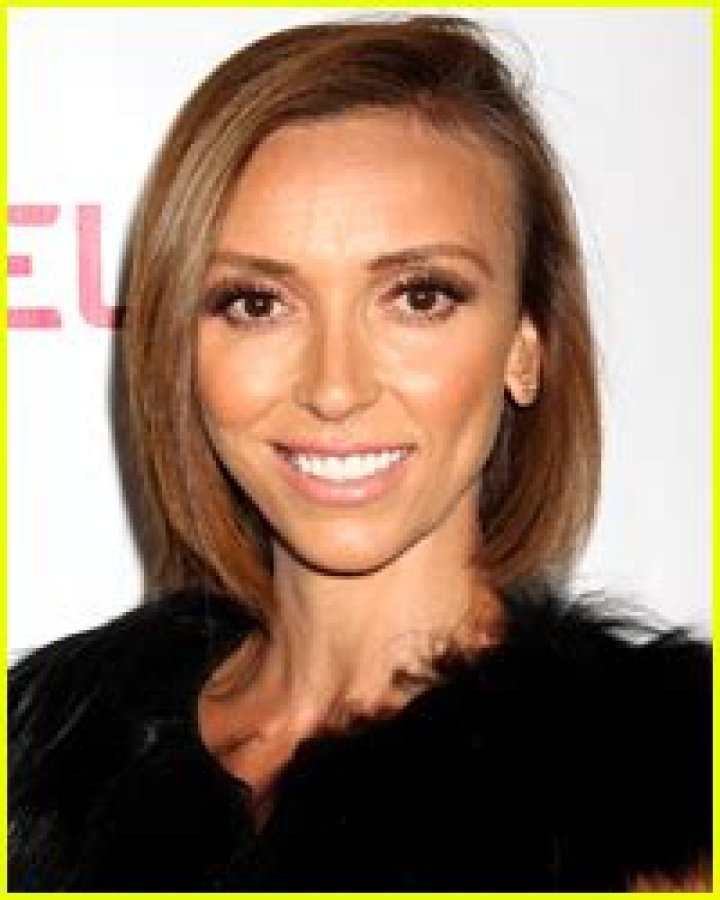 Giuliana Rancic Dyes Her Hair Red, Just In Time For The Oscars
