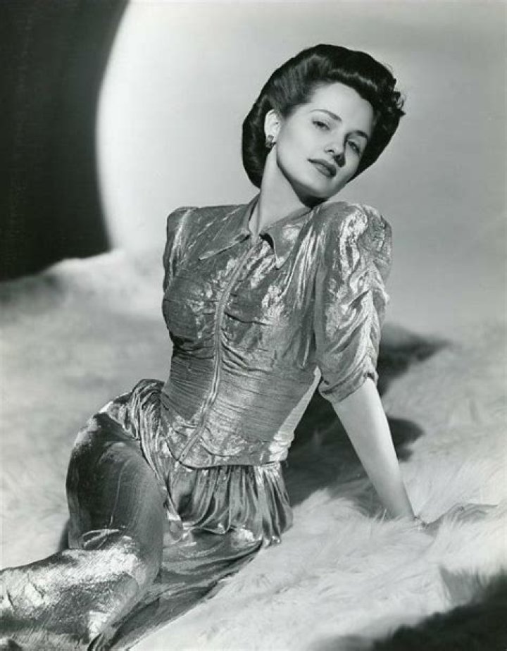 Glamorous Photos of American Actress Sheila Ryan in the 1940s Vintage