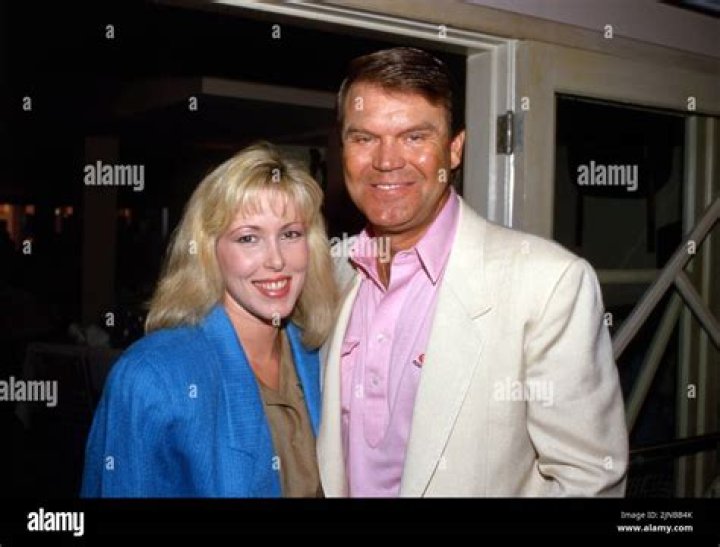 Glen Campbell and Kimberly Woolen February 23, 1982 Credit Ralph