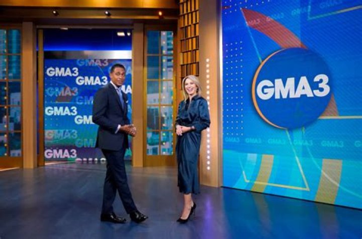 GMA3&rsquo;s ousted Amy Robach flaunts sexy toned legs in denim skirt and