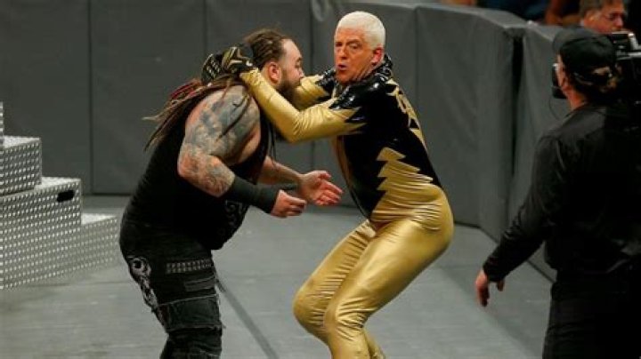 Goldust Wrestles As Dustin Rhodes On WWE Raw