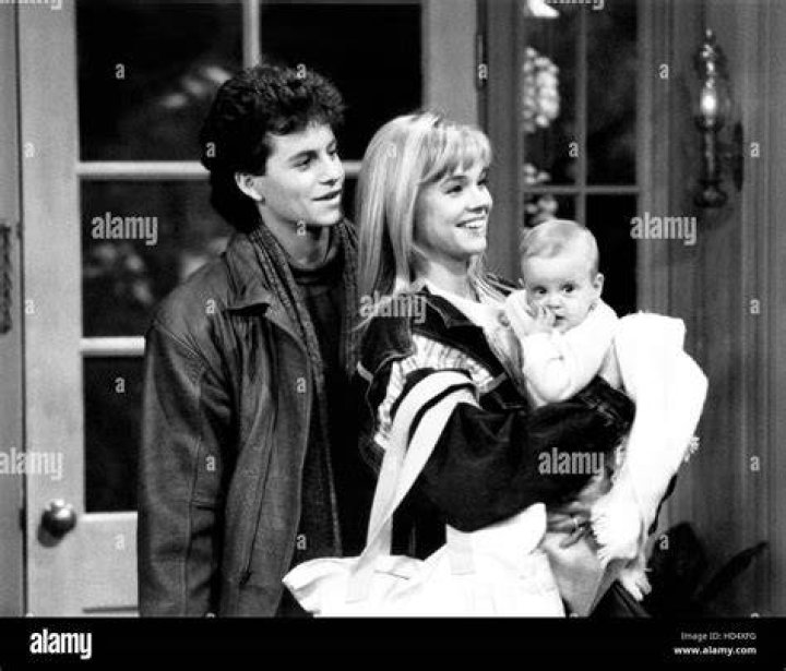 GROWING PAINS, Kirk Cameron, Julie McCullough, Kelsey/Kirsten Dohring
