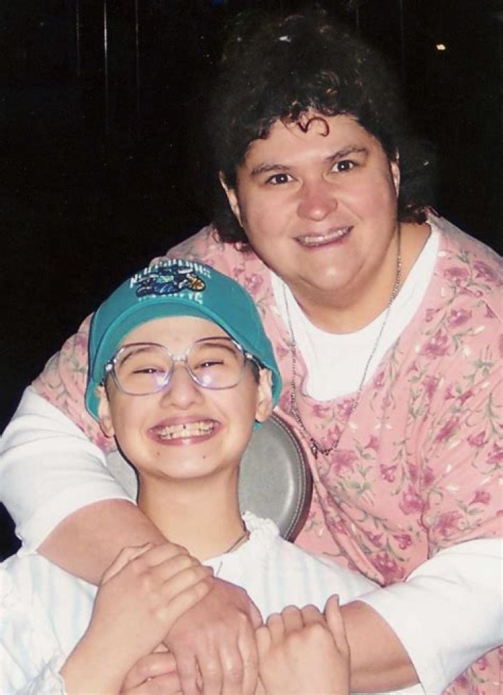 Gypsy Rose Blanchard Can&rsquo;t Contact Ex Who Killed Mom as Condition of