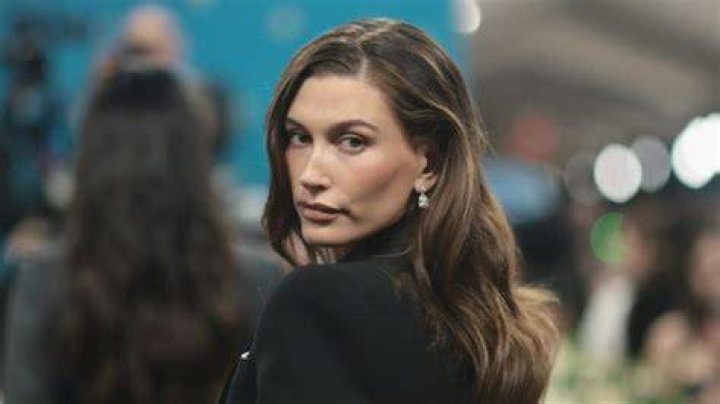Hailey Bieber Net Worth 2023 Modeling Career Home