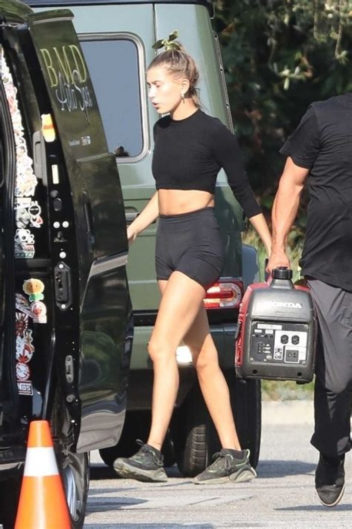 Hailey Bieber Returns Home After Her Workout Session in Beverly Hills