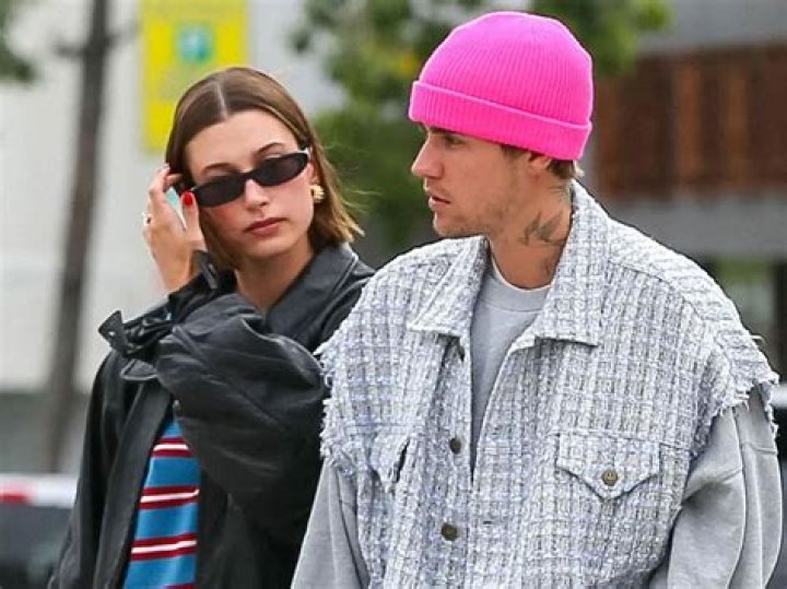 Hailey Justin Bieber criticised for 'dumb' comments 1 famous