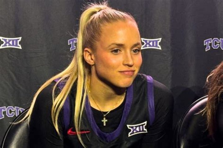 Hailey Van Lith Turns Heads After Going Shirtless For WNBA Game
