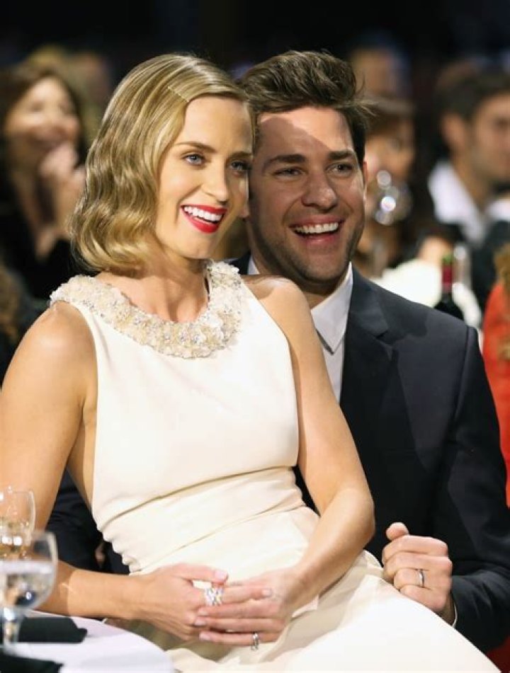 Hazel Krasinski How Emily Blunt And John Krasinski Keep Their Kids In