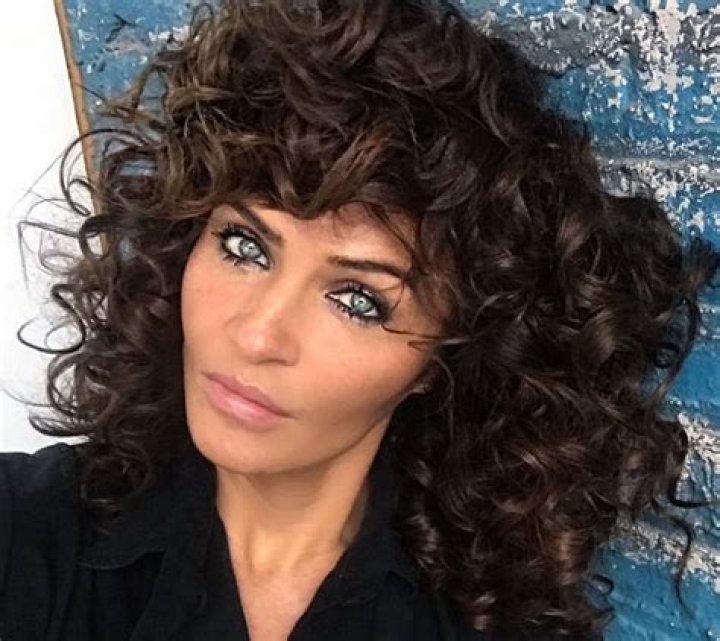 Helena Seger Long Curls Helena Seger Looks StyleBistro