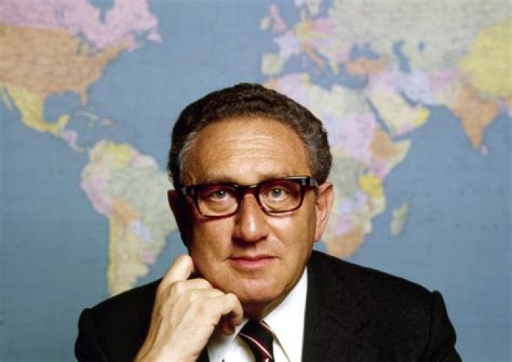 Henry Kissinger's Wife Nancy 5 Fast Facts to Know