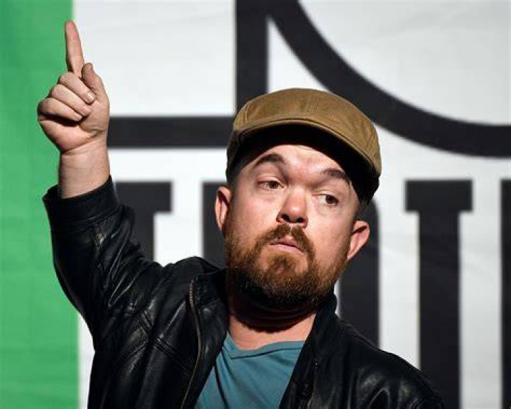 Hero comedian raises more than 290,000 to send bullied boy, 9, with