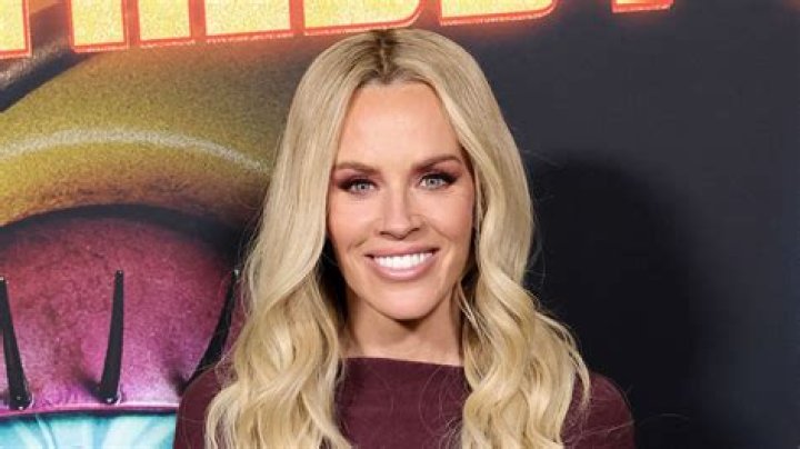 How Did Jenny McCarthy & Donnie Wahlberg Meet? 'Donnie Loves Jenny' Isn