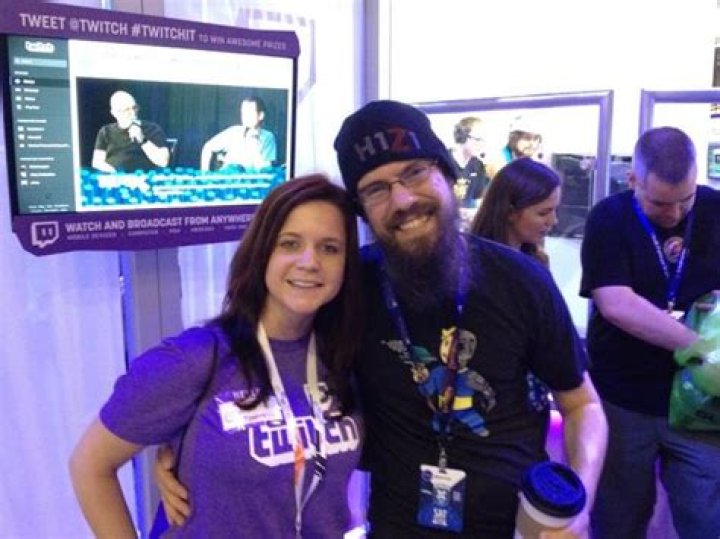 How Much Money CohhCarnage Makes On Twitch Net Worth