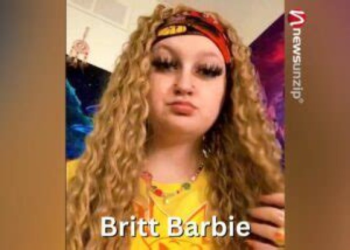 How Old Is Britt Barbie, Age? Singer Of Period Ahh Period Uhh, Record