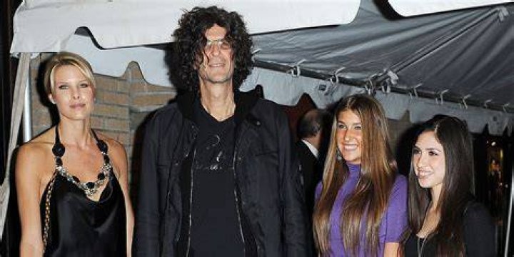 Howard Stern r&eacute;v&egrave;le que son p&egrave;re Ben est d&eacute;c&eacute;d&eacute; r&eacute;cemment &agrave; l'&acirc;ge de 99