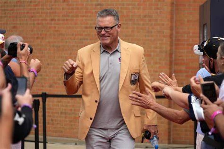 Howie Long Talks Hall of Fame, Al Davis, and 2011 Oakland Raiders Team