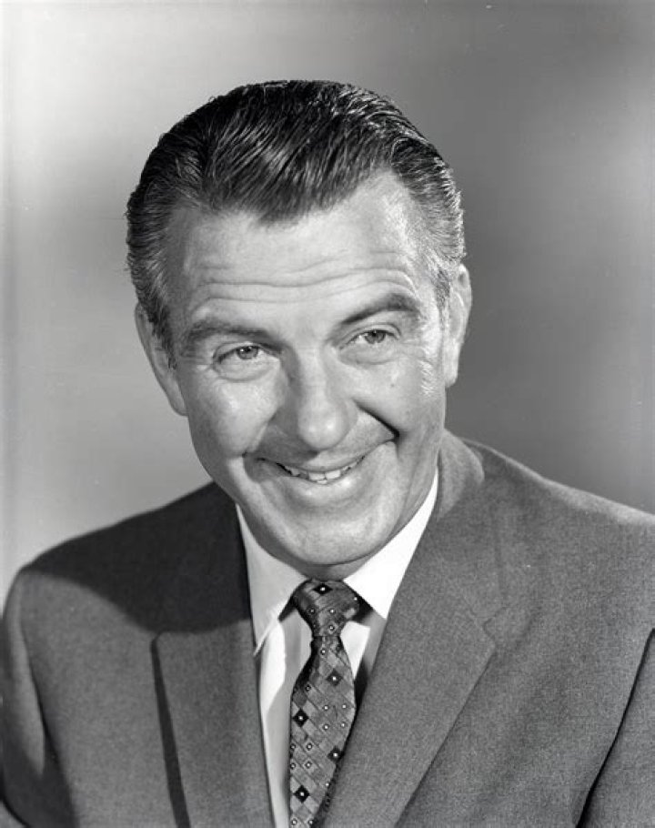 hugh beaumont Hugh beaumont, Tv dads, Leave it to beaver
