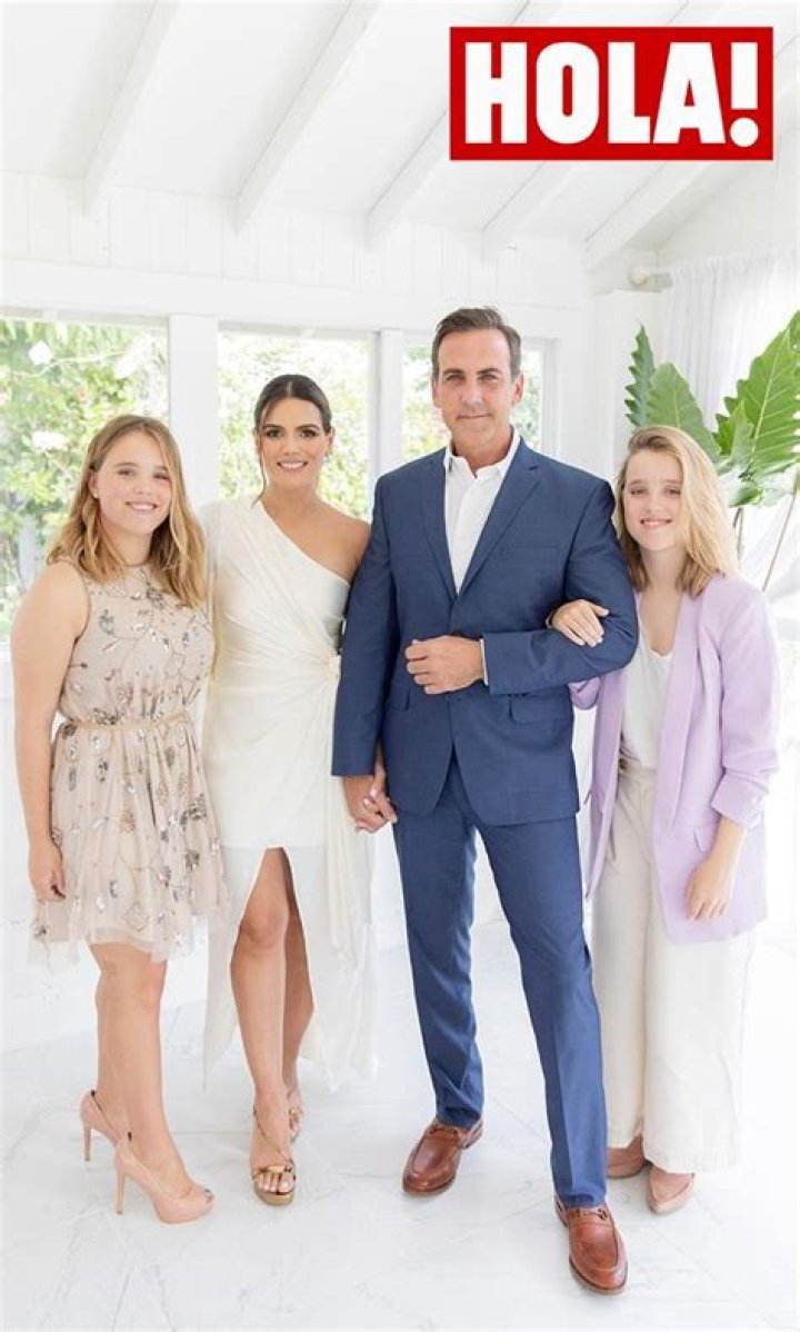 &iexcl;Karina Banda y Carlos Ponce muestran su nuevo y espectacular nidito de