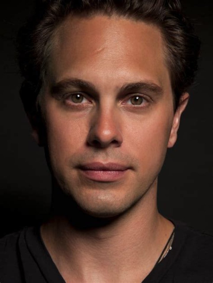 Image of Thomas Sadoski