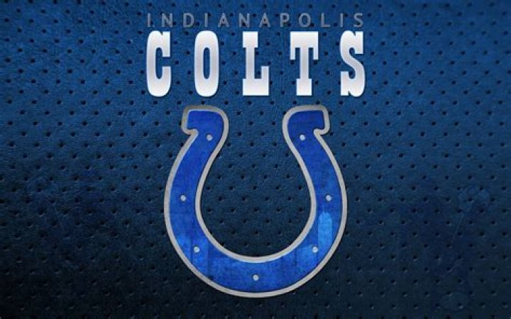 Indianapolis Colts' Carson Wentz and Wife Madison Oberg Expecting Baby