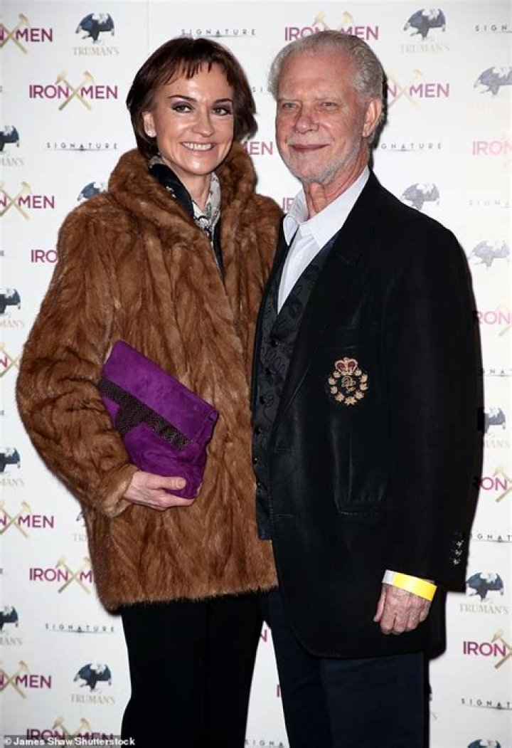 Inside David Gold and Lesley Manning's love story how the late West