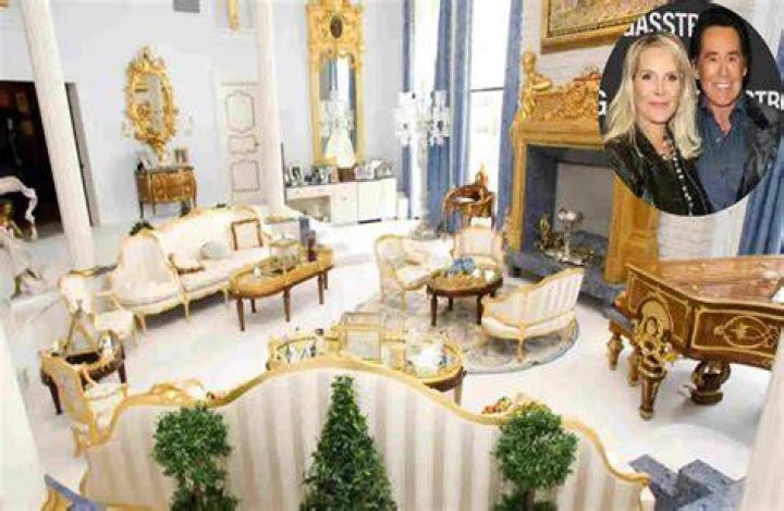 Inside Wayne Newton&rsquo;s Las Vegas wonderland Las vegas homes, Home, Las