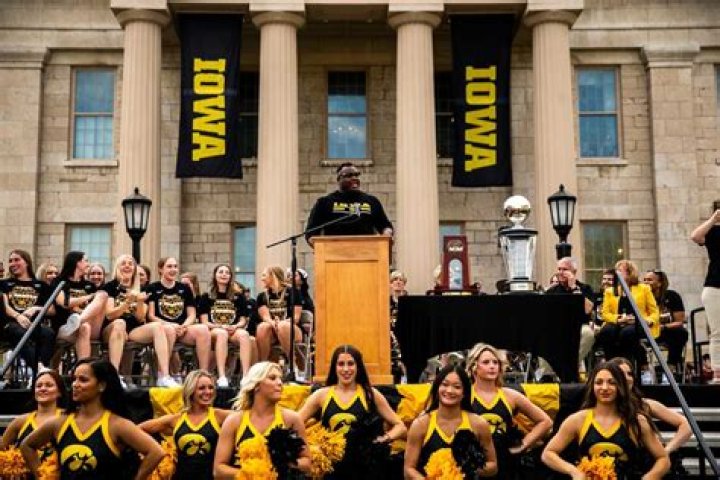 Iowa women's basketball How far can Caitlin Clark carry the Hawkeyes?