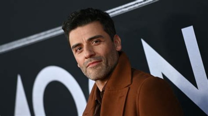 Is Oscar Isaac&rsquo;s Height the Same as Moon Knight?