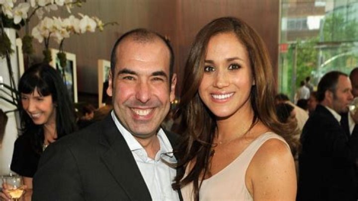 IS Rick Hoffman married? He took Stephanie Waring to lunch date. Gina