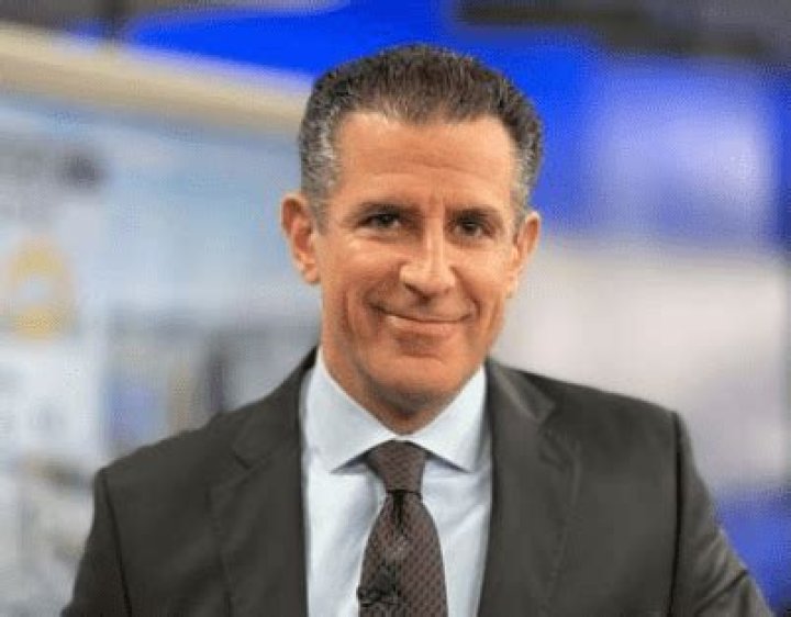 Is WDRB Marc Weinberg Still Married? Who Is His Wife?