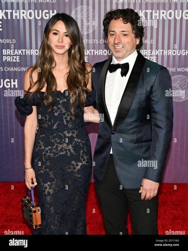Ish Soto Bio, Net Worth, Age, Personal Life, Engaged, Girlfriend