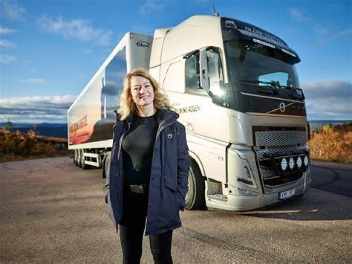 Iwona Blecharczyk wins the Volvo Trucking Adventure Volvo Trucks